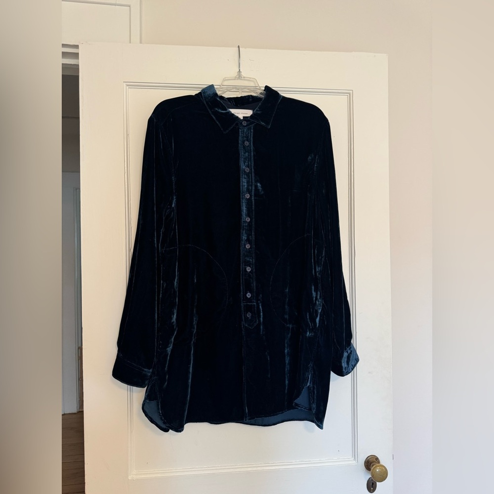 Dear John Velvet Button-up Tunic - Navy blue color - Size M